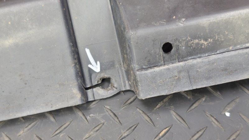 Кронштейн порога