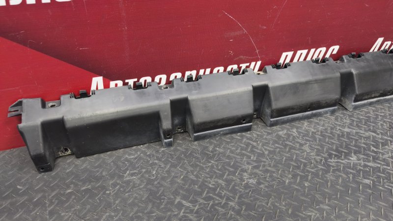 Кронштейн порога