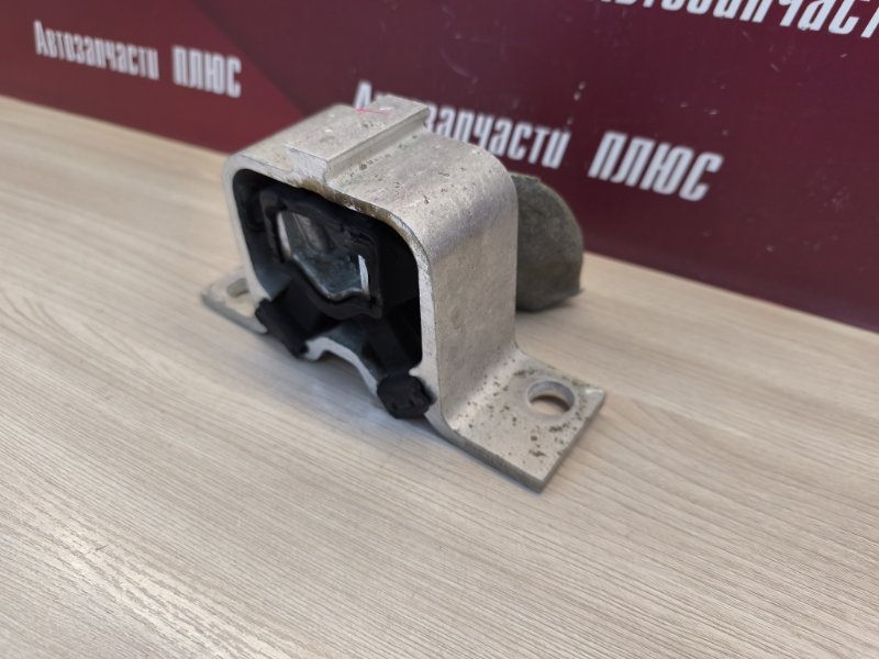 Опора двигателя