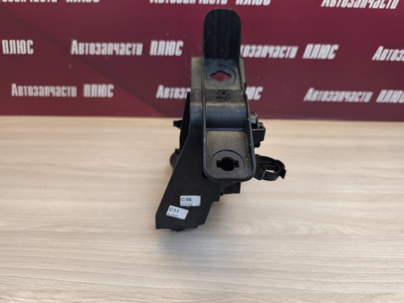 Педаль сцепления