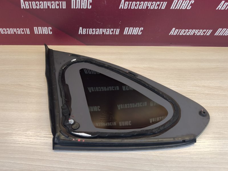 Форточка кузова