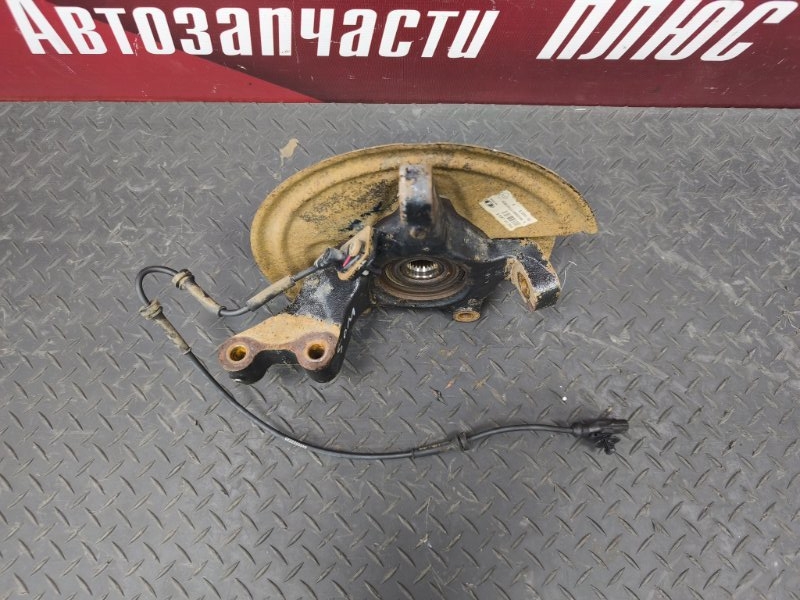 Кулак поворотный