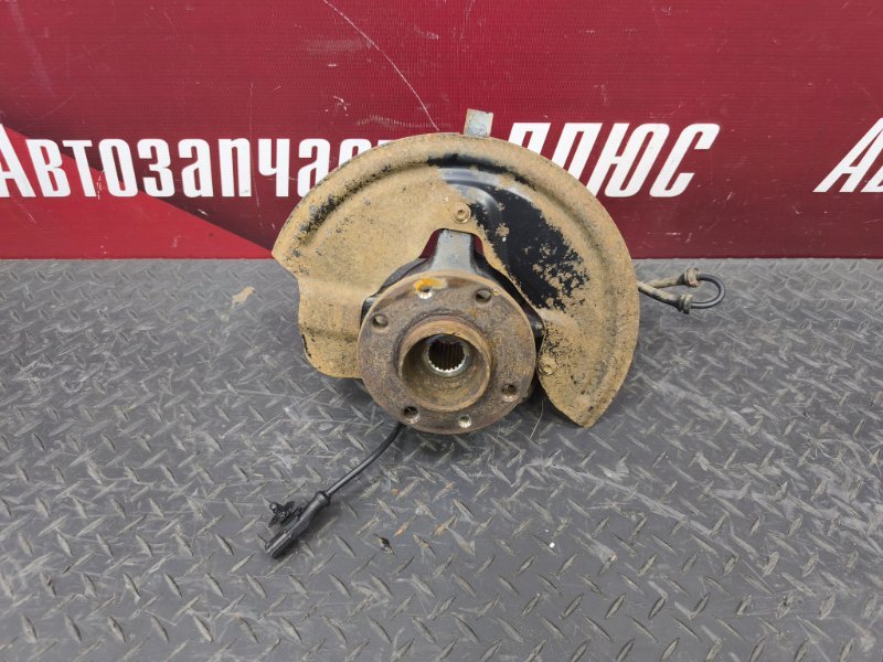 Кулак поворотный