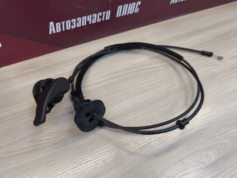 Трос замка капота