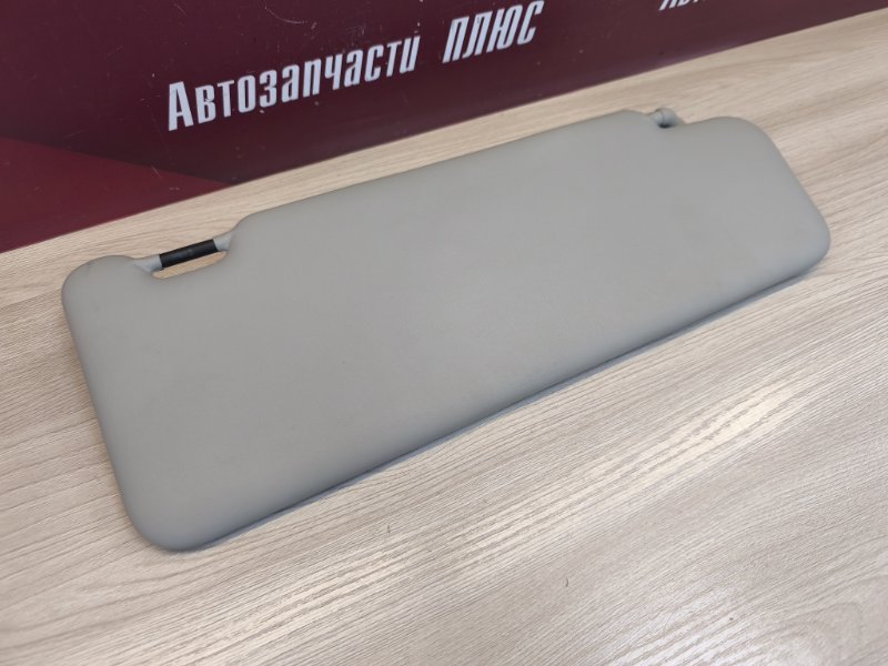 Козырек солнцезащитный