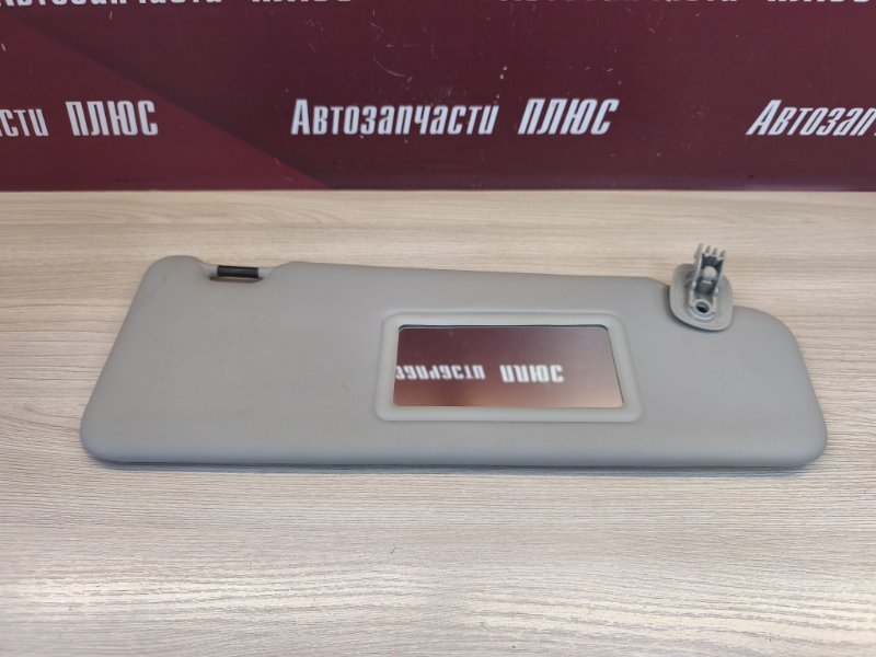 Козырек солнцезащитный