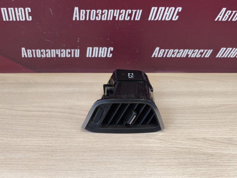 Воздушный дефлектор салона