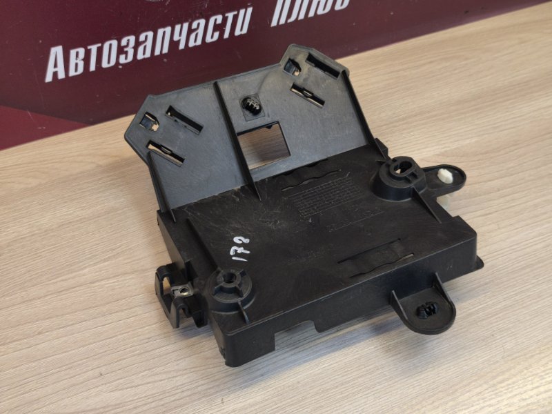 Кронштейн блока комфорта