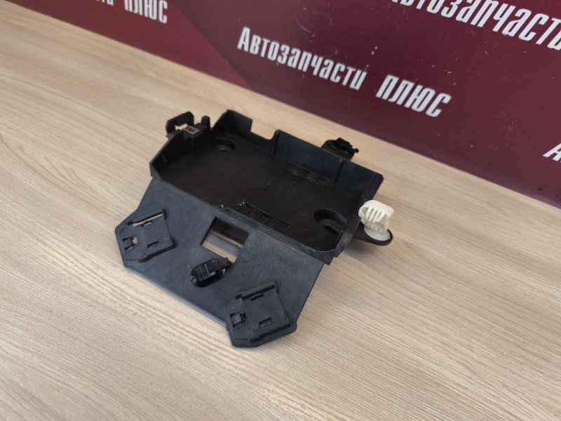 Кронштейн блока комфорта