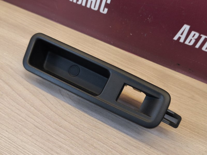 Кнопка стеклоподъемника