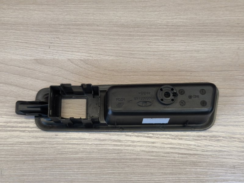 Кнопка стеклоподъемника