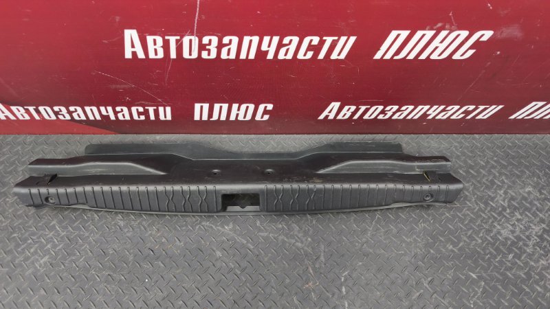 Накладка багажника