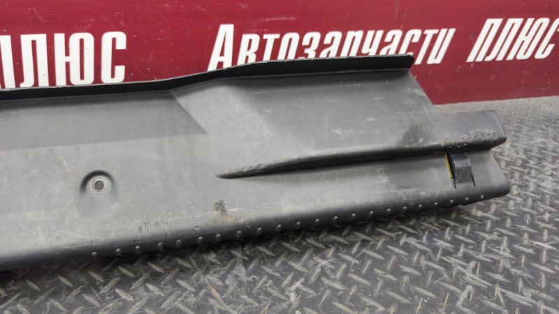 Накладка багажника