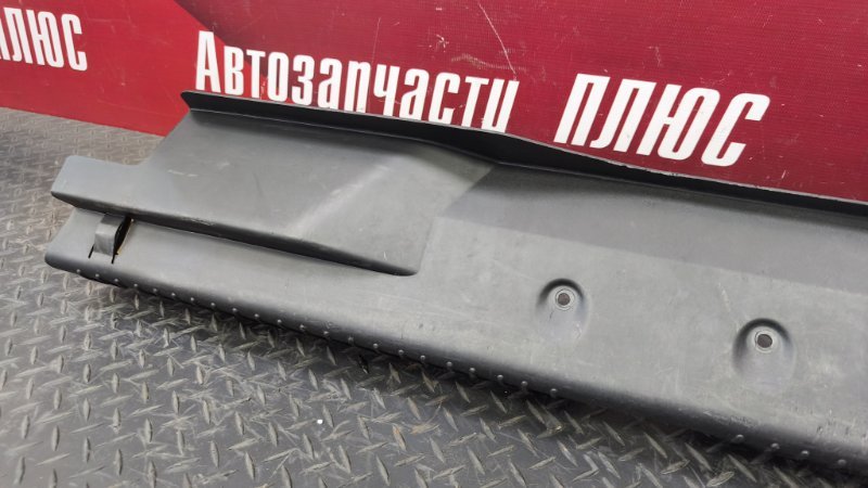 Накладка багажника