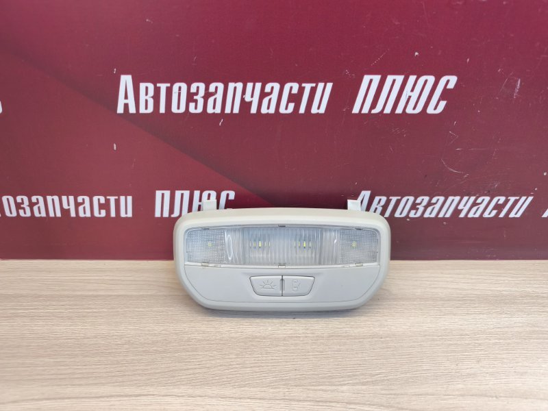 плафон освещения салона