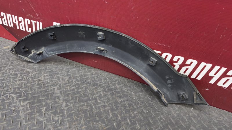 Молдинг крыла