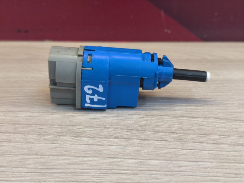 Датчик педали сцепления