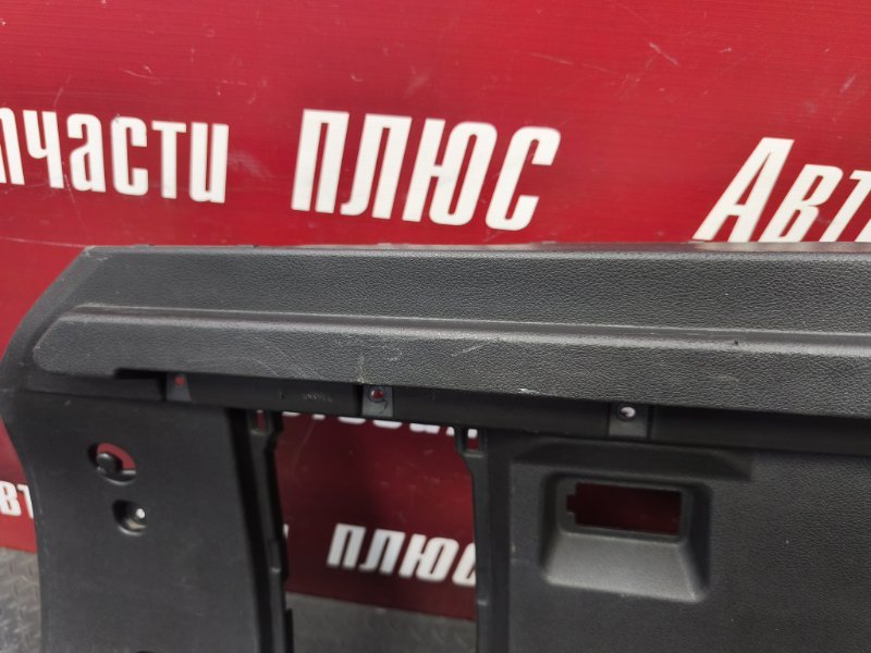 Обшивка багажника
