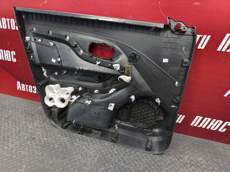 Обшивка боковой двери