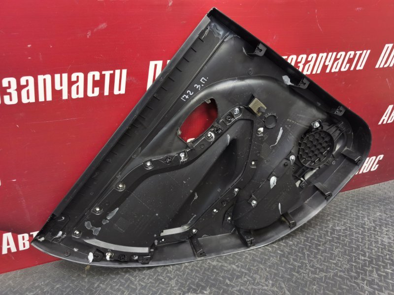 Обшивка боковой двери