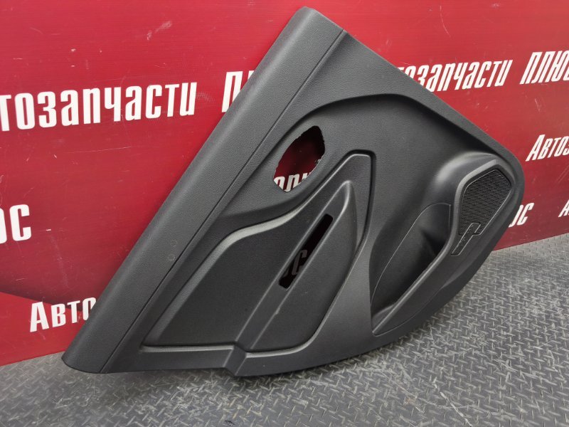 Обшивка боковой двери