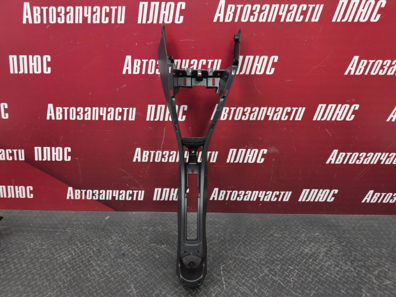 Консоль между сидений