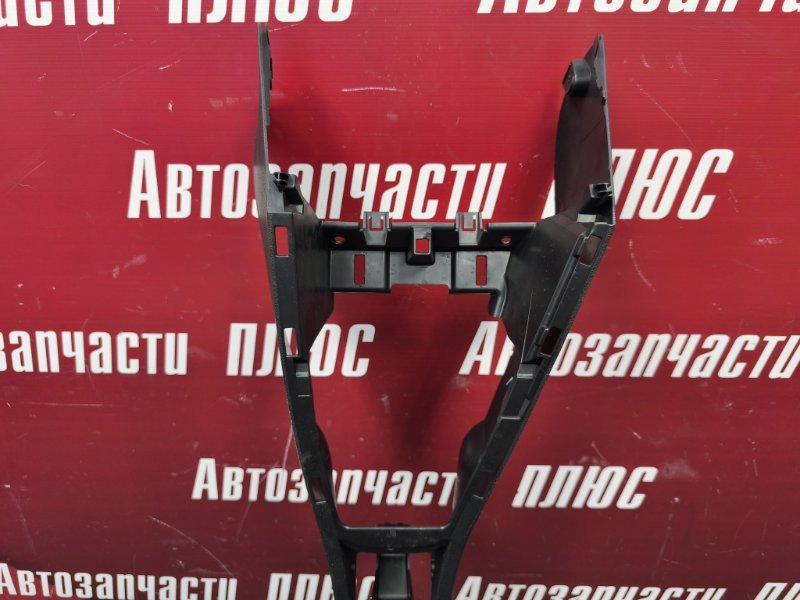 Консоль между сидений