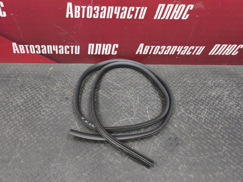 Уплотнитель проема     двери