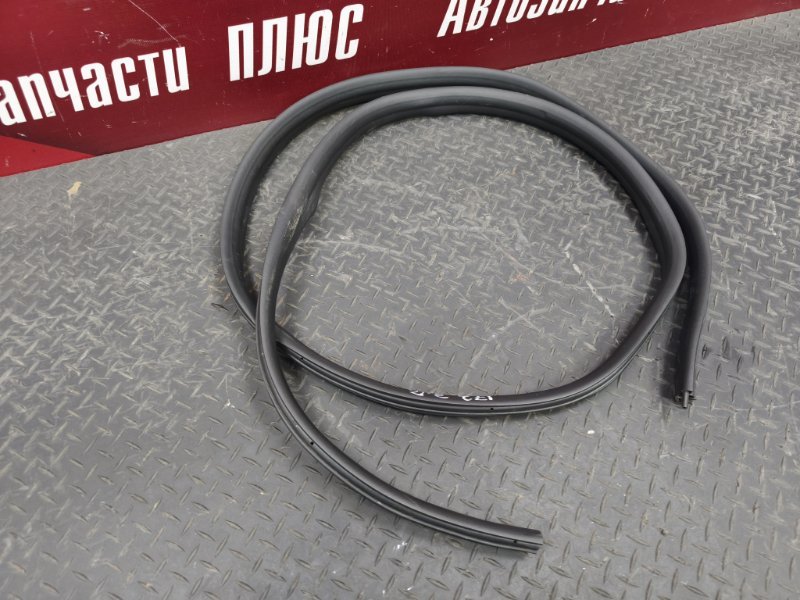 Уплотнитель проема      двери