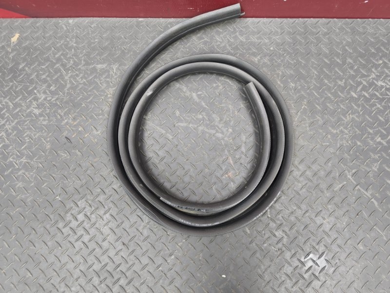 Уплотнитель проема      двери