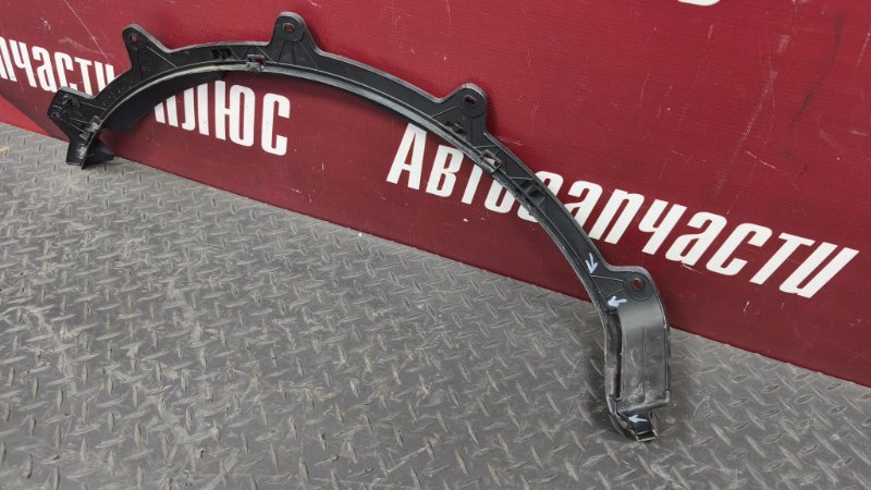 Кронштейн молдинга крыла