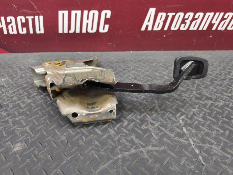 Педаль тормоза