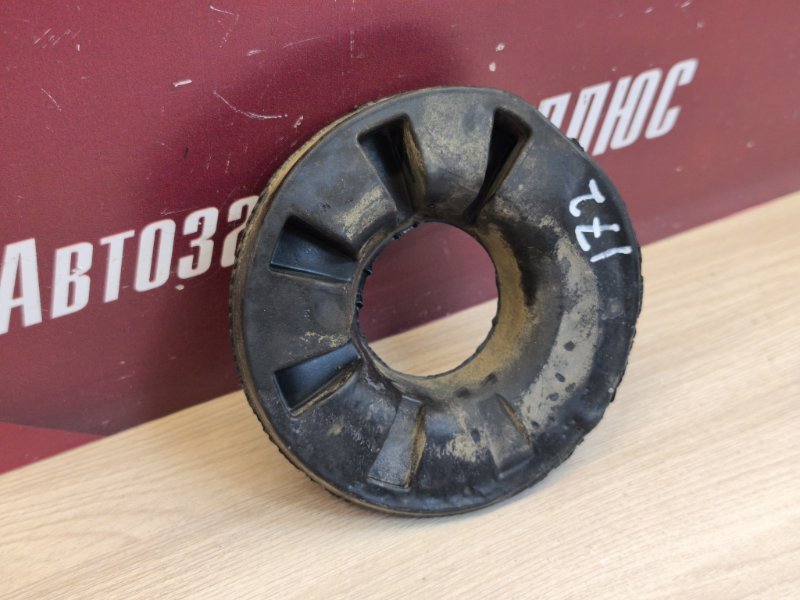 Верхняя опора    пружины