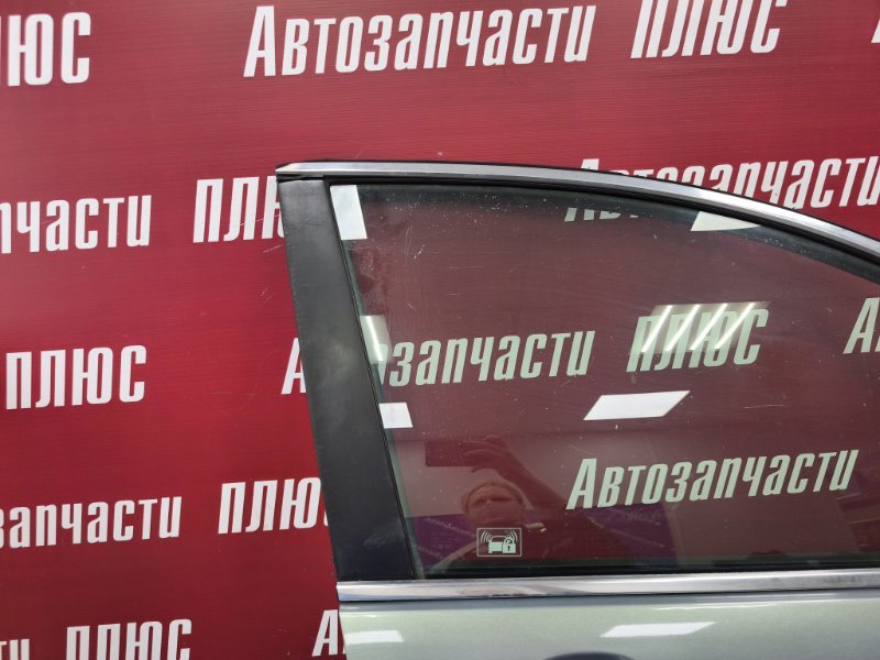 Дверь боковая