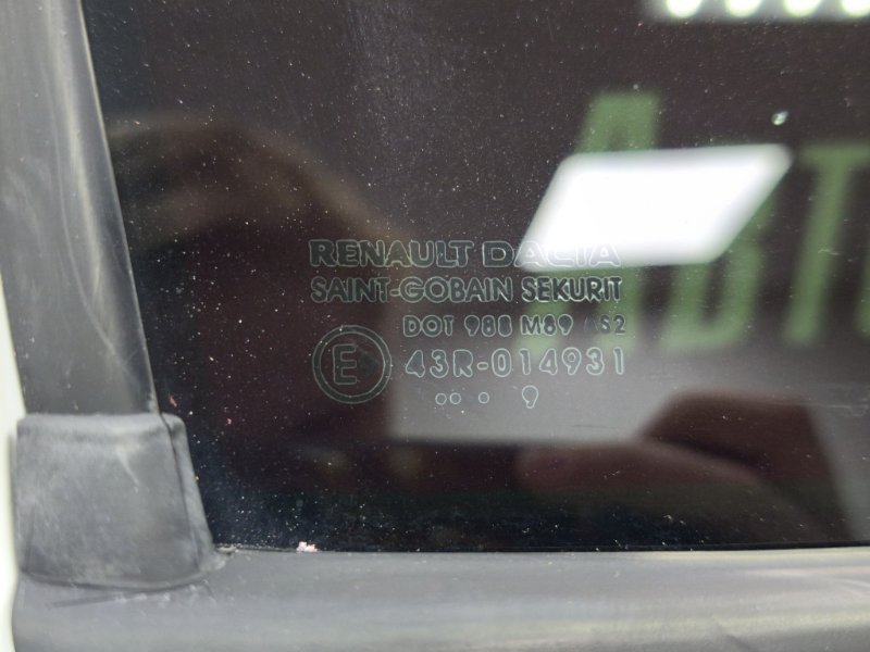 Дверь боковая