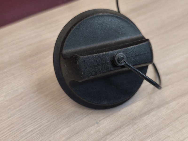 Крышка топливного бака