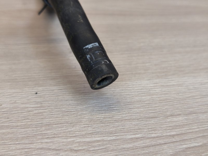 Шланг расширительного бачка