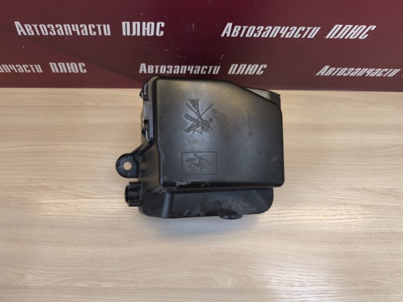 Корпус блока предохранителей