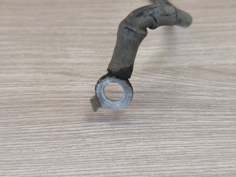 Клемма аккумулятора (минусовая)