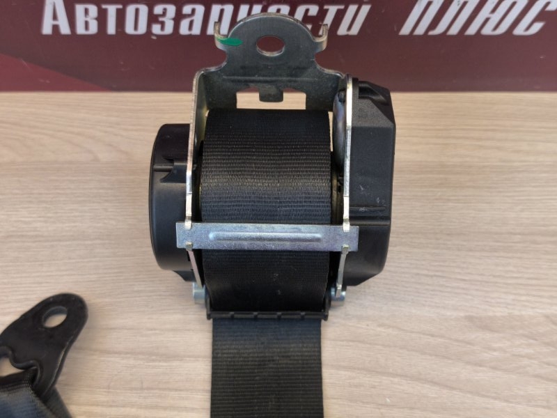 Ремень безопасности