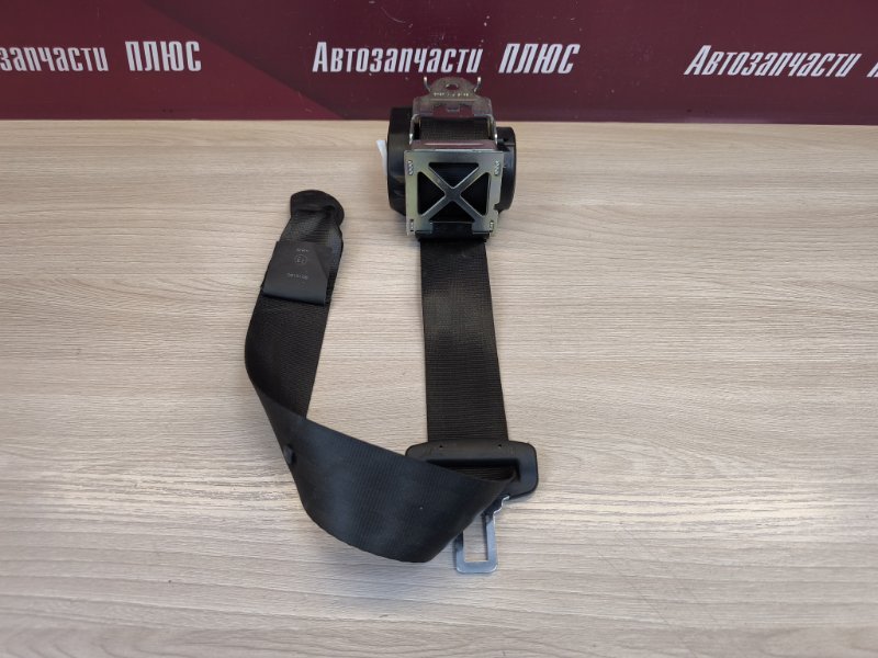 Ремень безопасности