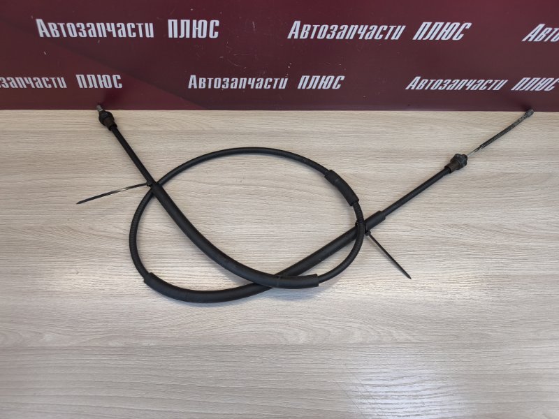 Трос стояночного тормоза