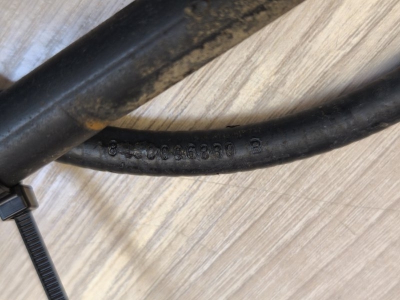 Трос стояночного тормоза