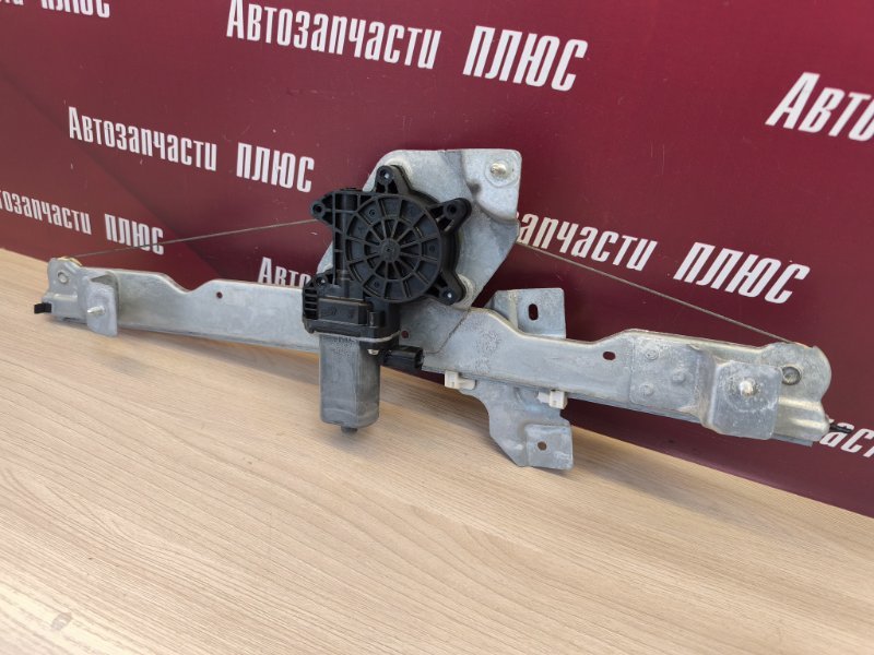 Стеклоподъемник    двери