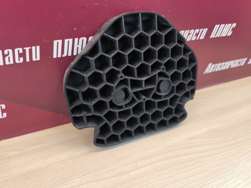 Кронштейн стеклоподъемника