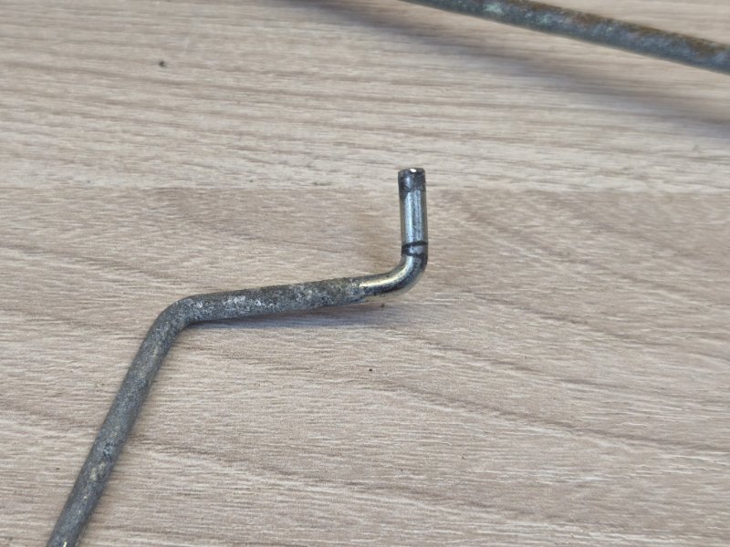 Тяга замка двери