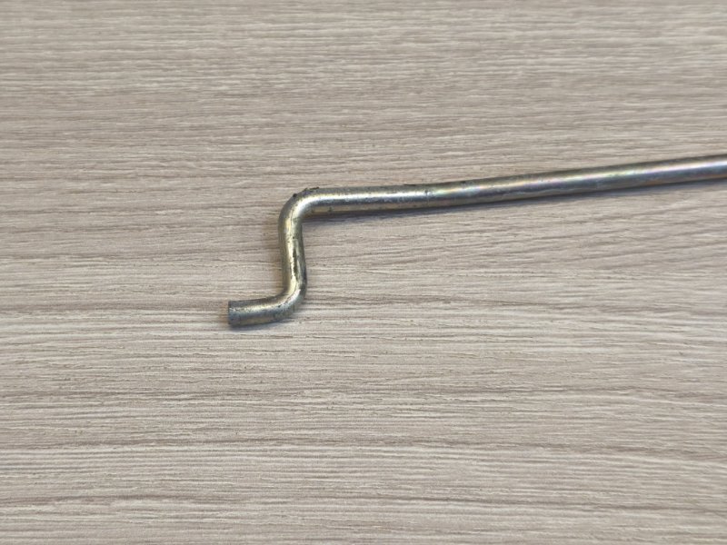 Тяга замка двери