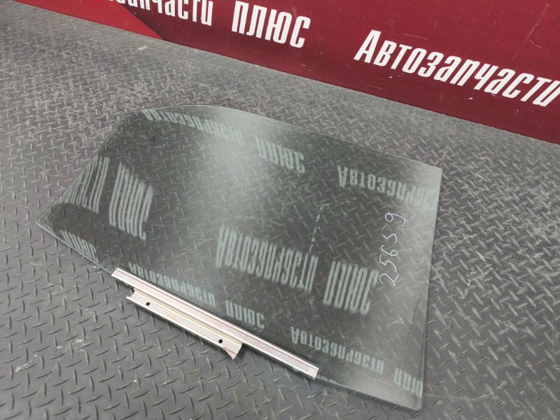 Стекло двери