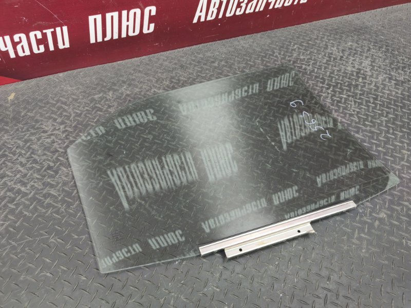 Стекло двери