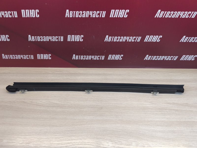 Уплотнитель стекла двери внутренний